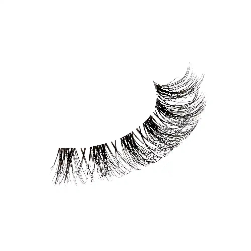 ITC05_extra_003 "I-ENVY Classic Timeless Wispy Strip Lashes, additional product view 3."