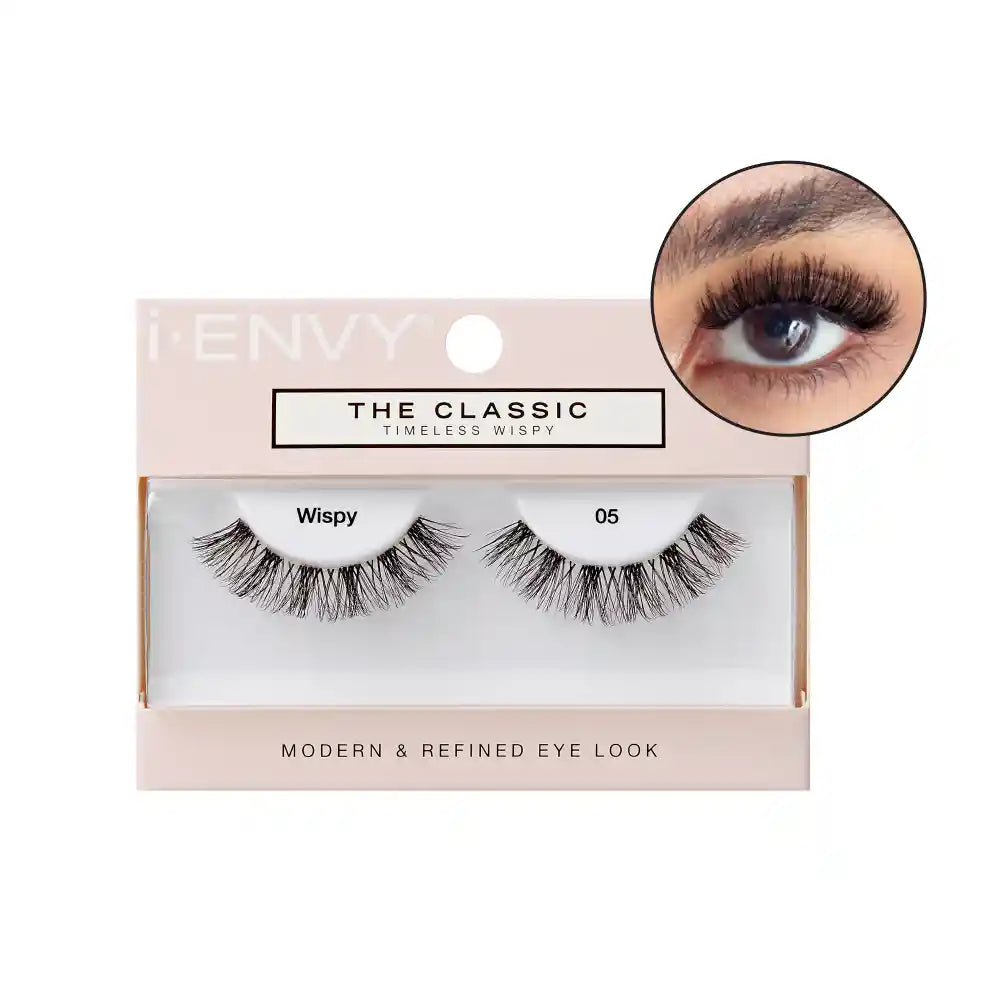 ITC05_main "A single strip of false eyelashes. The lashes are black and appear to be made of synthetic fibers. They are arranged in a curved shape to fit the natural contour of the eyelid. The lashes vary in length, with shorter ones towards the inner corner and longer ones towards the outer corner, creating a natural, voluminous look. The base of the strip is thin and flexible, designed to be adhered to the eyelid with eyelash glue."