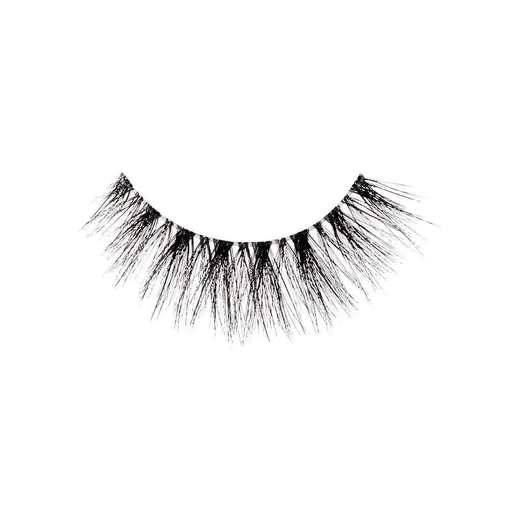 ITC08_extra_002 "I-ENVY Classic Timeless Wispy Strip Lashes, additional product view 2."