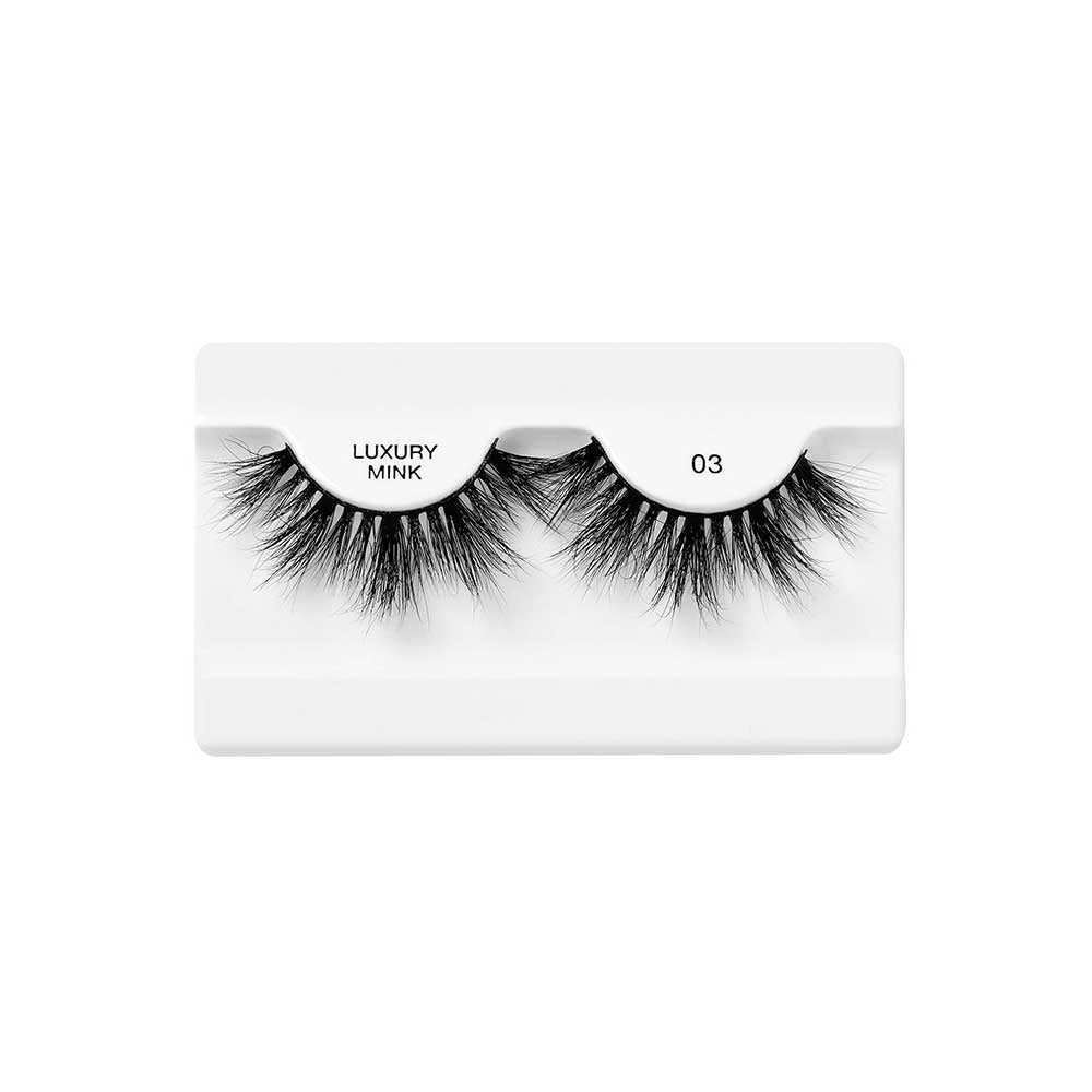 KMIN03_extra_001 "I-ENVY Luxury Mink Strip Lashes (20mm), additional product view 1."