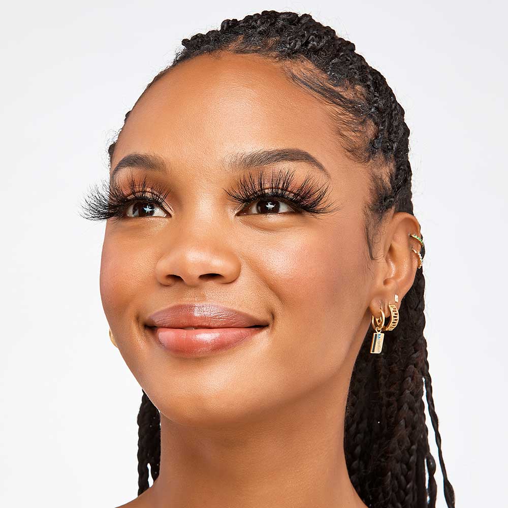 KMIN12_extra_001 "I-ENVY Luxury Mink Strip Lashes (25mm) in #12, additional product view 1."