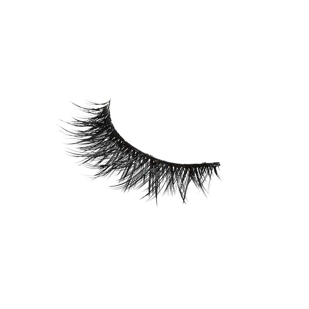 KPEI03_extra_003 "I-ENVY 3D Chic Strip Lashes, additional product view 3."