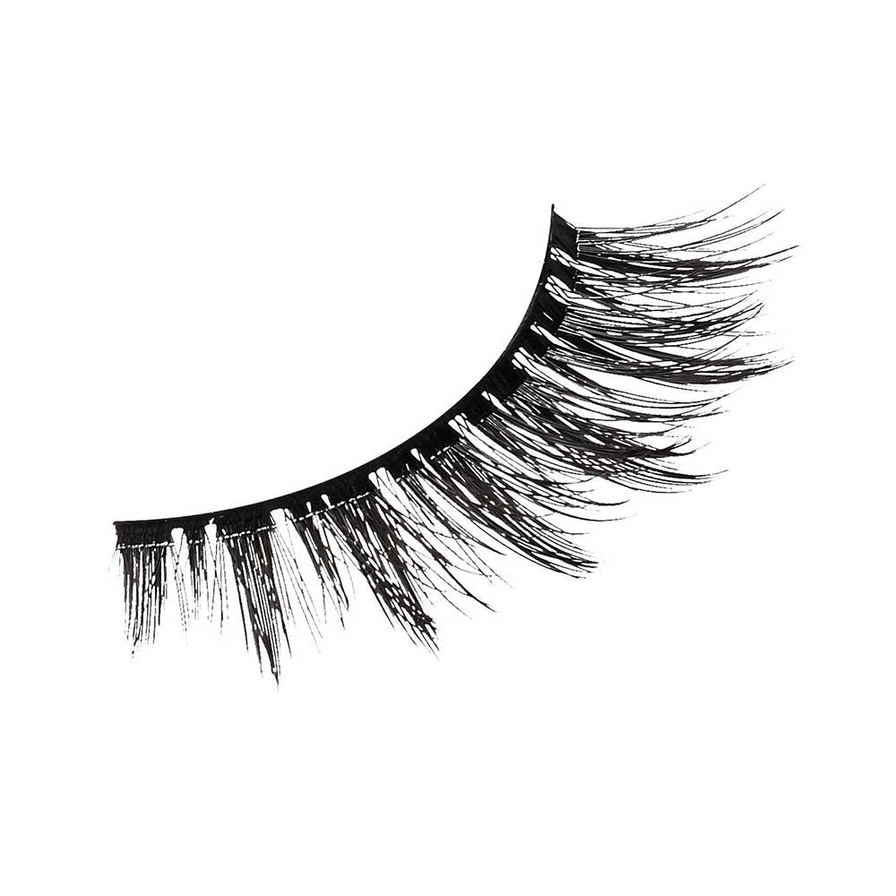 KPEI04_extra_003 "I-ENVY 3D Chic Strip Lashes, additional product view 3."