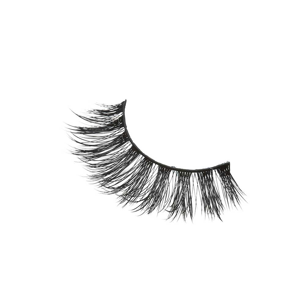 KPEI14_extra_002 "I-ENVY 3D Chic Strip Lashes, additional product view 2."