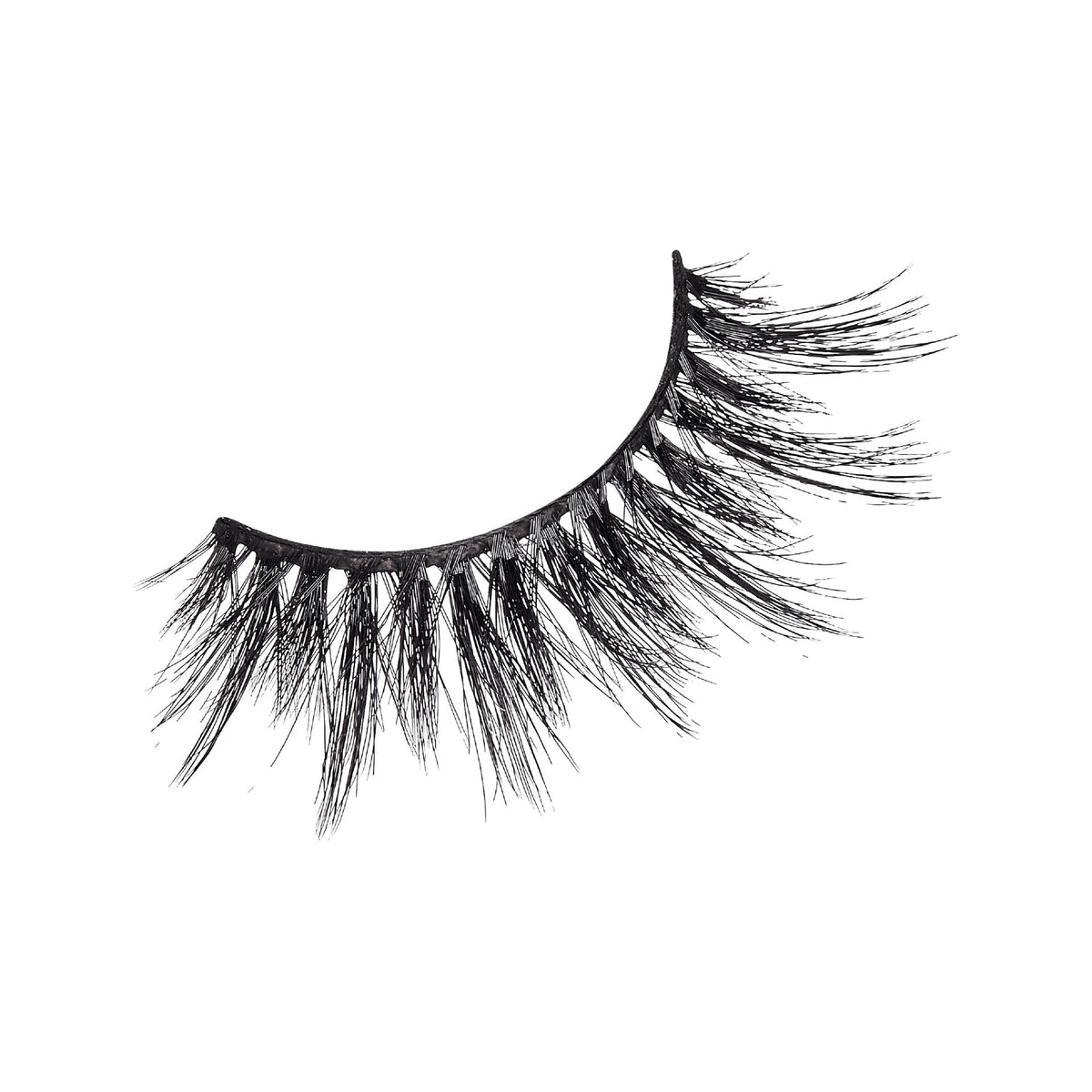KPEI17_extra_002 "I-ENVY 3D Chic Strip Lashes, additional product view 2."
