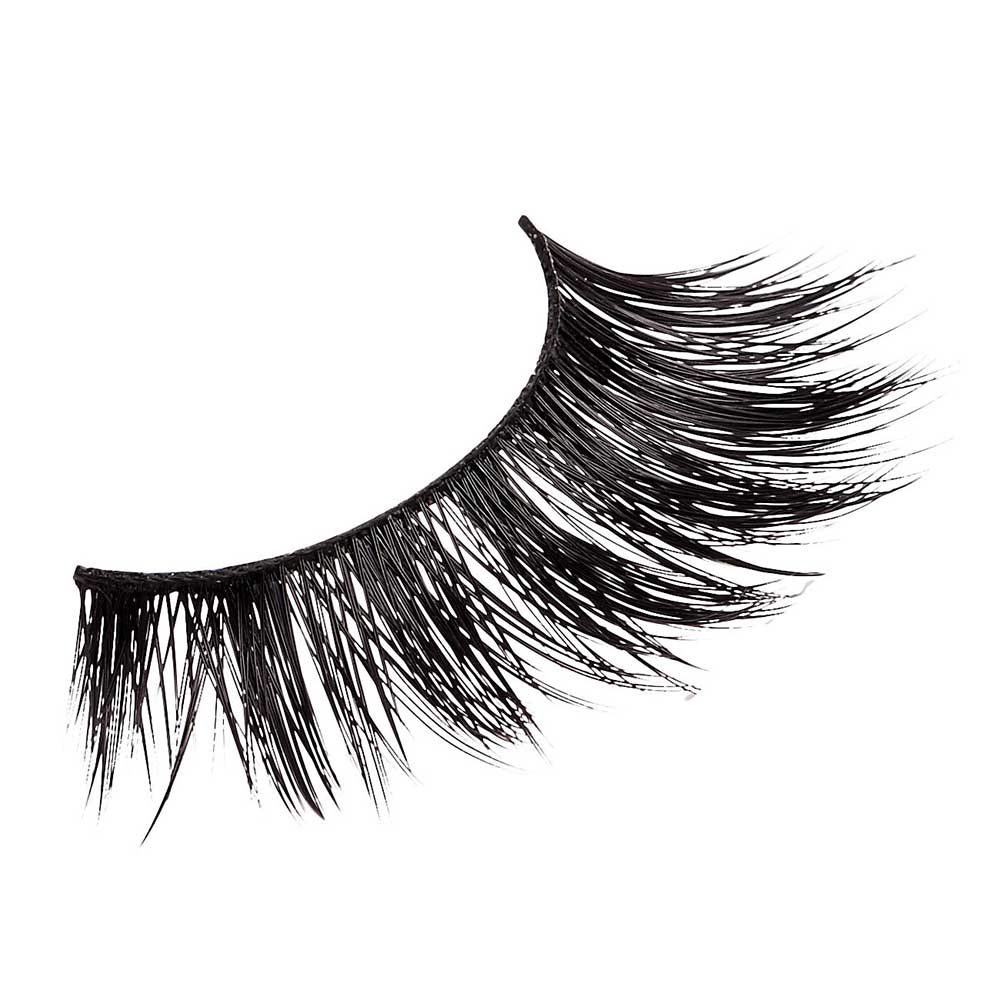 KPEI19_extra_002 "I-ENVY 3D Chic Strip Lashes, additional product view 2."