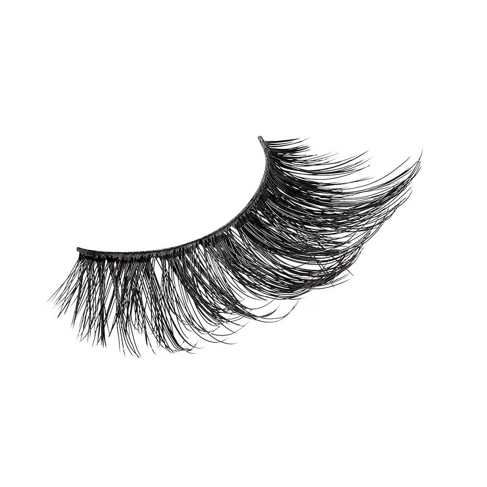 KPEI24_extra_004 "I-ENVY 3D Glam Strip Lashes, additional product view 4."