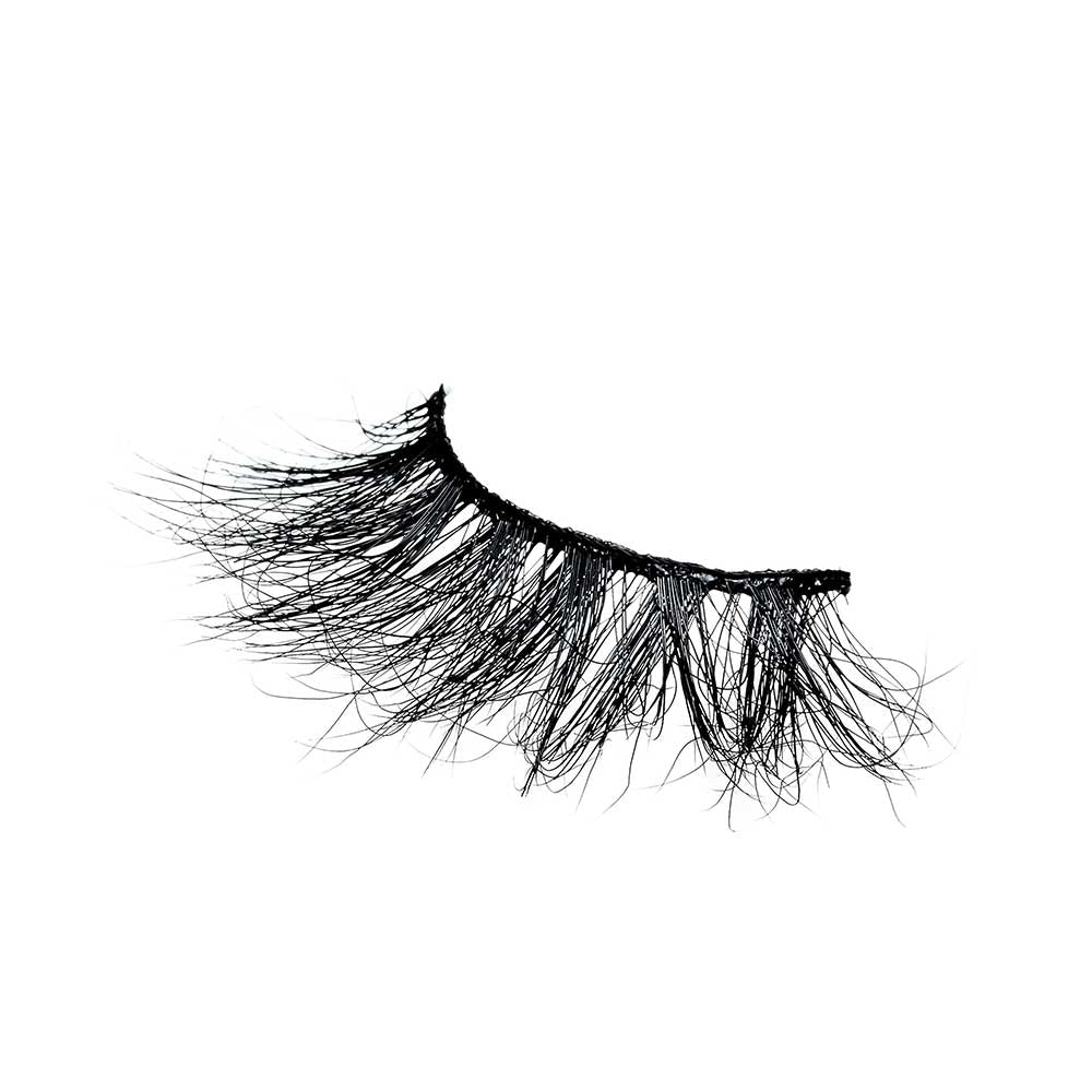 VLEC04_extra_004 "VLuxe By i•ENVY Real Mink Strip Lashes, additional product view 4."