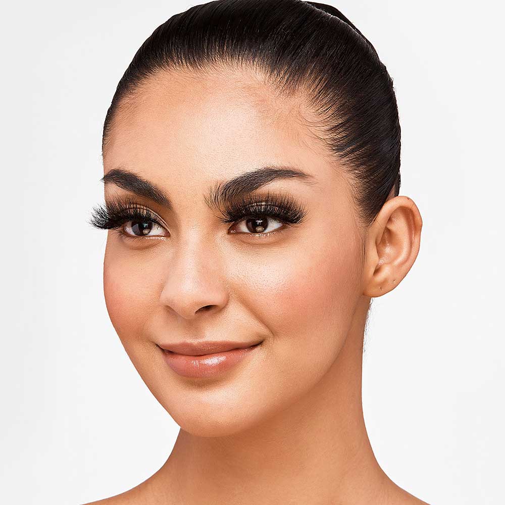 VLEC08_extra_001 "VLuxe By i•ENVY Real Mink Strip Lashes, additional product view 1."