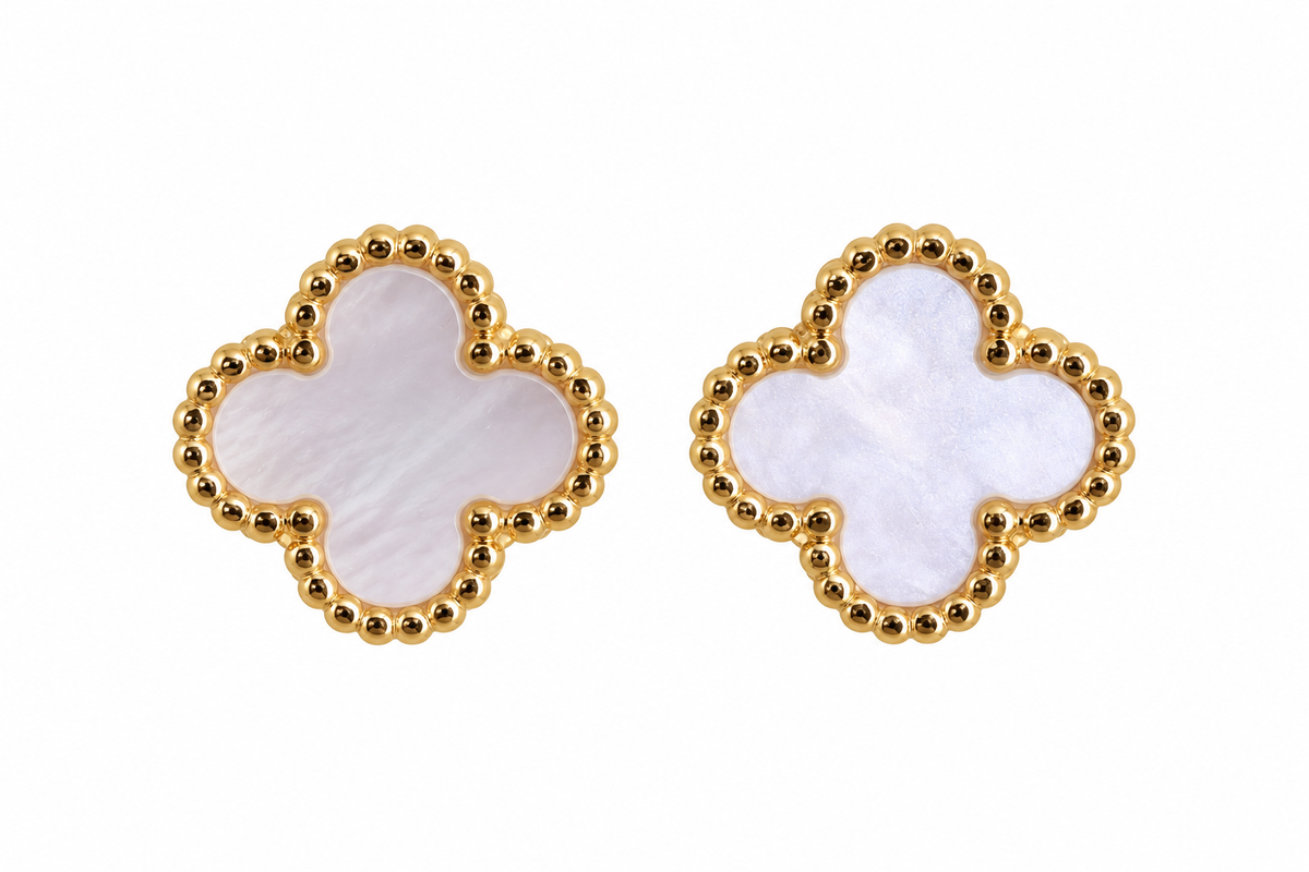 The One gold-tone clover stud earrings, design 09 (CVEG09)