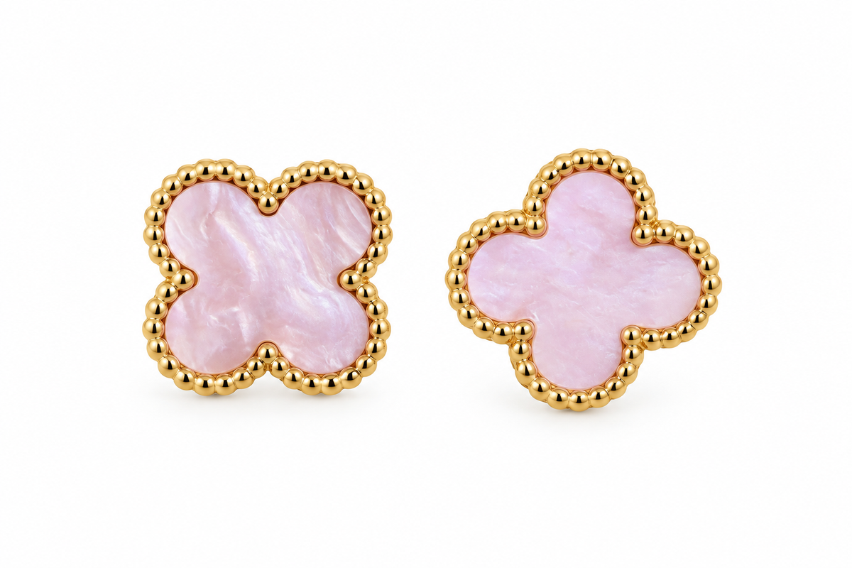 The One gold-tone clover stud earrings, design 11 (CVEG11)