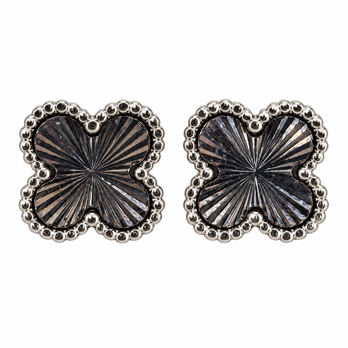 The One silver-tone clover stud earrings, design 08 (CVES08)
